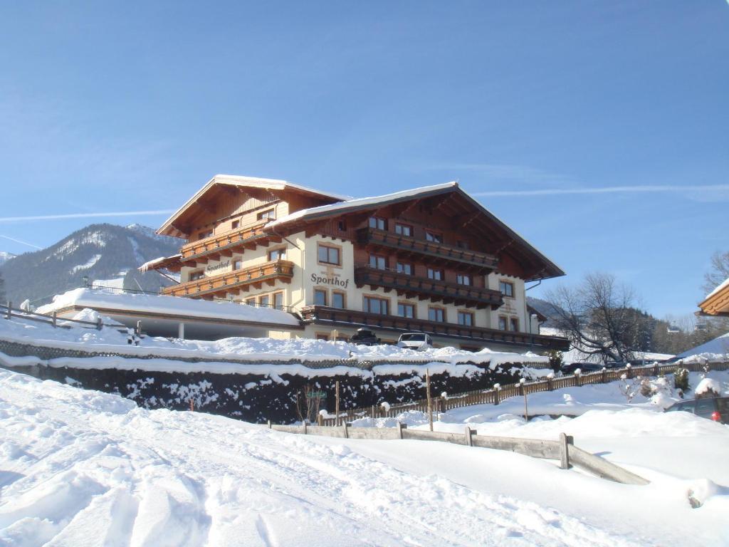 Hotel Sporthof Шладминг Экстерьер фото